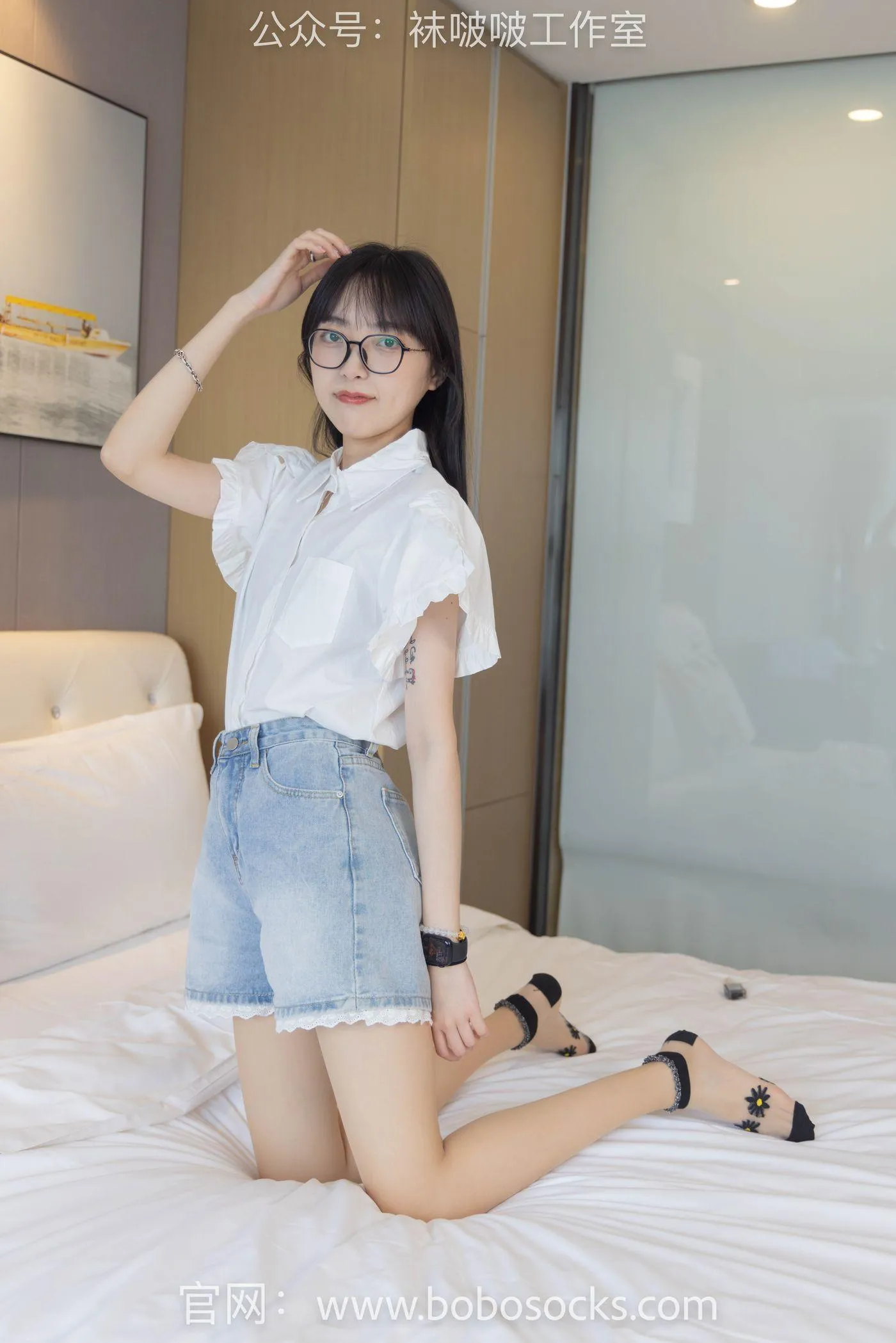 [BoBoSocks袜啵啵]NO.097 稚予-板鞋、玻璃丝短袜、肉丝 [140P]插图3